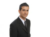 Adv. Nir Ofer